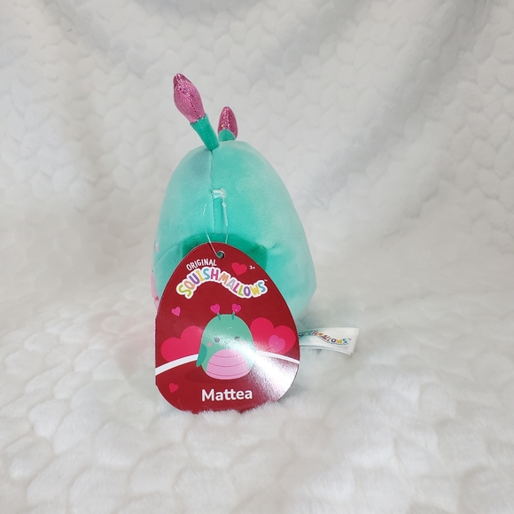 Mattea Squishmallow Grasshopper Valentines Day Squad BNWT 5 Inch - Picture 2 of 7